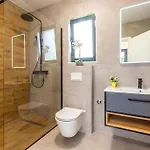 Gorgeous In With Sauna Semesterbostad *